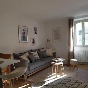 https://lesage-au-coeur-de-vannes.inbrittany.com