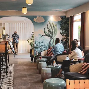 Kyriad - Stade Hotel