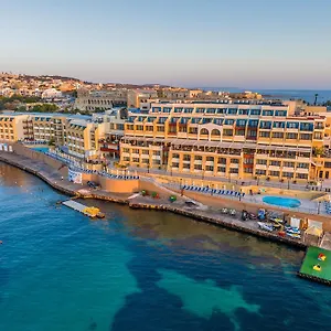 Verdi St George's Bay Marina Hotel San Giuliano
