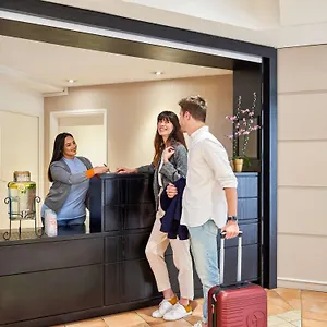 Adagio Access Acropolis Aparthotel